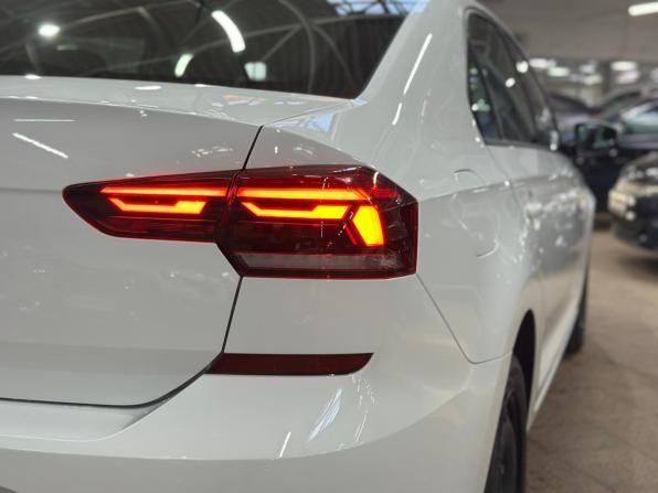Volkswagen Polo VI с пробегом 2021 года, цена 1 570 000 рублей, 88977 км, лифтбек, Автокод Объявления