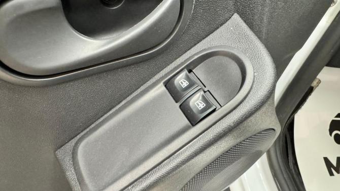 Renault Duster I Рестайлинг с пробегом 2015 года, цена 1 270 000 рублей, 68000 км, внедорожник, Автокод Объявления