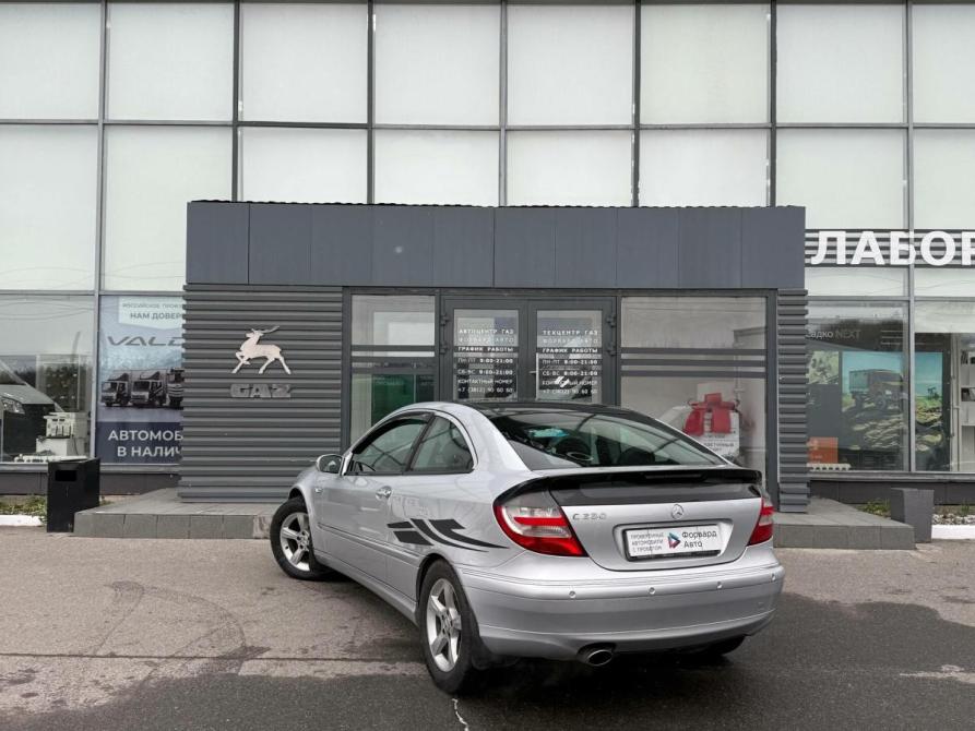 Mercedes-Benz C-Класс II (W203) Рестайлинг Омск  - изображение 19