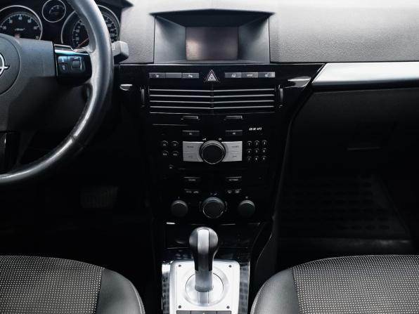 Opel Astra H Рестайлинг с пробегом 2011 года, цена 250 000 рублей, 168970 км, хэтчбек, Автокод Объявления