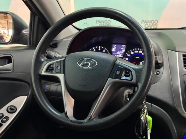 Hyundai Solaris I Рестайлинг с пробегом 2015 года, цена 1 030 000 рублей, 158788 км, седан, Автокод Объявления