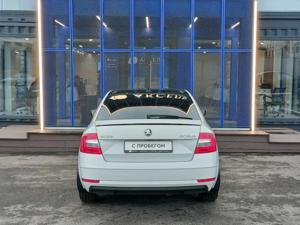 Skoda Octavia III (A7) Рестайлинг с пробегом 2019 года, цена 1 949 000 рублей, 138000 км, лифтбек, Автокод Объявления