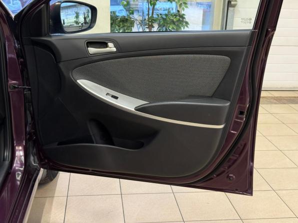 Hyundai Solaris I с пробегом 2011 года, цена 687 000 рублей, 182000 км, седан, Автокод Объявления