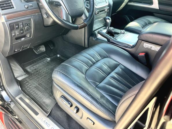 Toyota Land Cruiser 200 Series Рестайлинг 2 с пробегом 2020 года, цена 9 050 000 рублей, 122934 км, внедорожник, Автокод Объявления