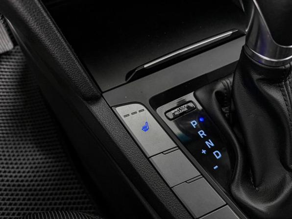 Hyundai Elantra VI (AD) с пробегом 2017 года, цена 1 409 000 рублей, 138351 км, седан, Автокод Объявления