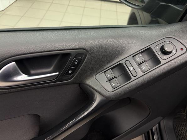 Volkswagen Tiguan I Рестайлинг с пробегом 2013 года, цена 1 449 000 рублей, 185761 км, внедорожник, Автокод Объявления