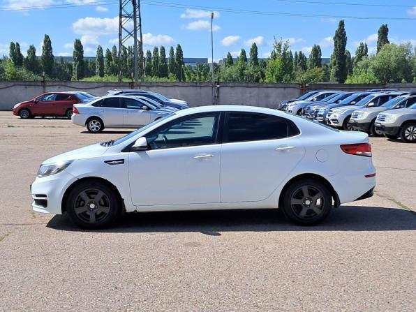 Kia Rio III Рестайлинг с пробегом 2016 года, цена 665 000 рублей, 282293 км, седан, Автокод Объявления