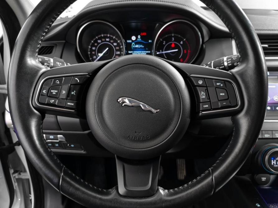 Jaguar E-Pace I Санкт-Петербург  - изображение 18