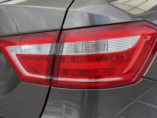 Lada (ВАЗ) Vesta I с пробегом 2021 года, цена 1 227 000 рублей, 66764 км, универсал, Автокод Объявления