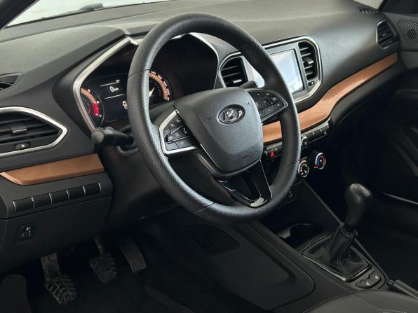 Lada (ВАЗ) Vesta I Рестайлинг (NG) с пробегом 2023 года, цена 1 360 000 рублей, 58038 км, седан, Автокод Объявления
