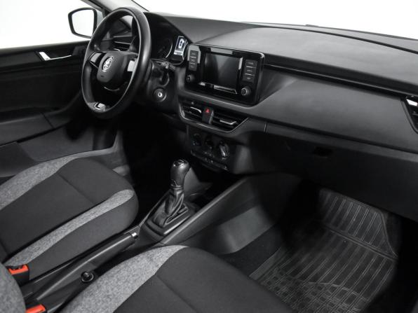 Skoda Rapid II с пробегом 2020 года, цена 1 620 000 рублей, 64195 км, лифтбек, Автокод Объявления