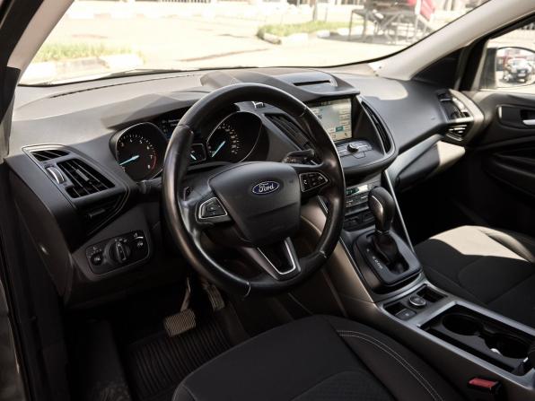 Ford Kuga II Рестайлинг с пробегом 2018 года, цена 1 856 000 рублей, 171053 км, внедорожник, Автокод Объявления