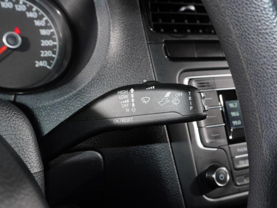 Volkswagen Polo V Рестайлинг Тверь  - изображение 14