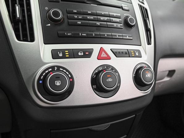 Kia Ceed I с пробегом 2009 года, цена 774 000 рублей, 112615 км, хэтчбек, Автокод Объявления