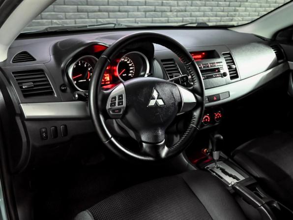 Mitsubishi Lancer X с пробегом 2010 года, цена 750 000 рублей, 282838 км, седан, Автокод Объявления