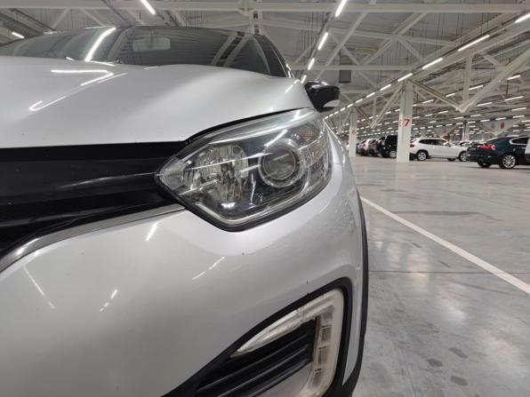 Renault Kaptur I с пробегом 2016 года, цена 1 325 000 рублей, 174369 км, внедорожник, Автокод Объявления
