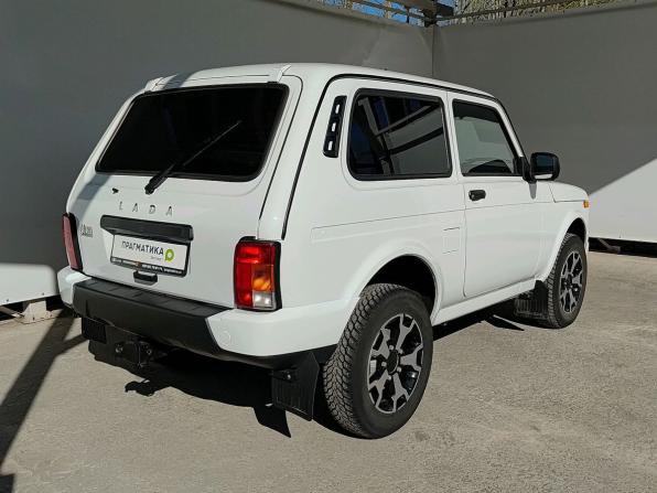 Lada (ВАЗ) Niva Legend с пробегом 2024 года, цена 885 000 рублей, 8300 км, внедорожник, Автокод Объявления