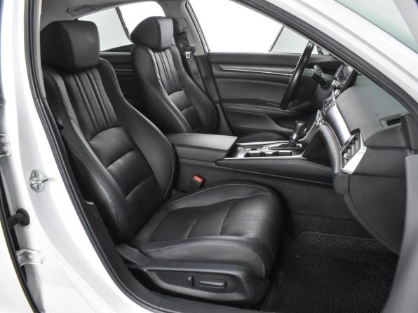 Honda Accord X Рестайлинг с пробегом 2021 года, цена 2 415 000 рублей, 91956 км, седан, Автокод Объявления