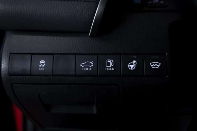 Toyota Camry VIII (XV70) Рестайлинг с пробегом 2021 года, цена 3 099 000 рублей, 106875 км, седан, Автокод Объявления