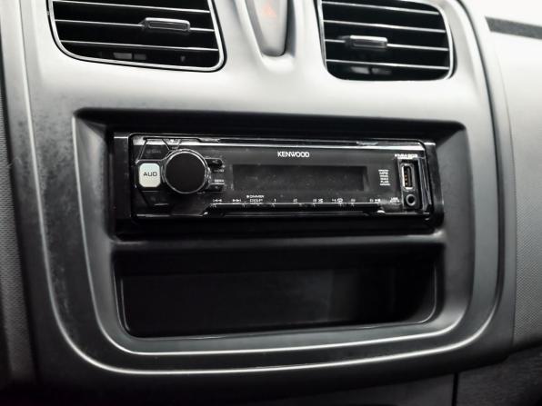 Renault Logan II с пробегом 2018 года, цена 590 000 рублей, 130398 км, седан, Автокод Объявления