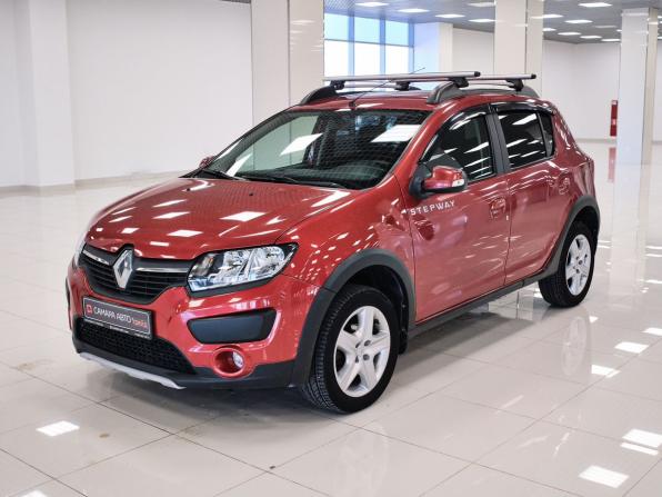 Renault Sandero II с пробегом 2015 года, цена 974 000 рублей, 68292 км, хэтчбек, Автокод Объявления