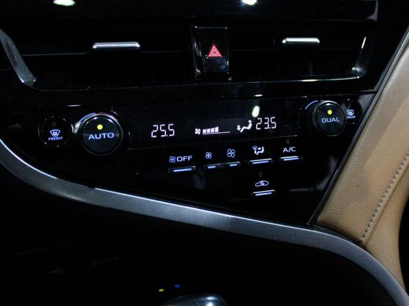 Toyota Camry VIII (XV70) Рестайлинг с пробегом 2022 года, цена 3 649 000 рублей, 64500 км, седан, Автокод Объявления