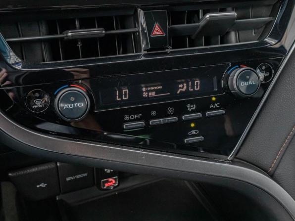 Toyota Camry VIII (XV70) Рестайлинг с пробегом 2022 года, цена 3 395 000 рублей, 58779 км, седан, Автокод Объявления