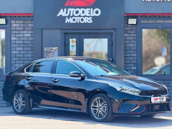 Kia Cerato IV Рестайлинг с пробегом 2022 года, цена 2 190 000 рублей, 75220 км, седан, Автокод Объявления
