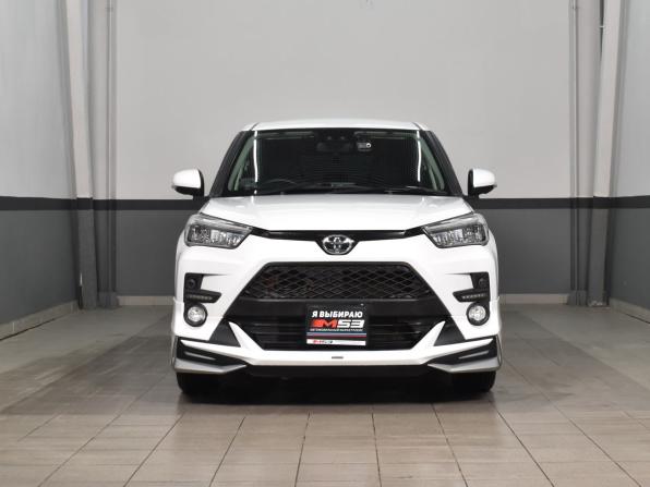 Toyota Raize I с пробегом 2020 года, цена 1 844 995 рублей, 56079 км, внедорожник, Автокод Объявления