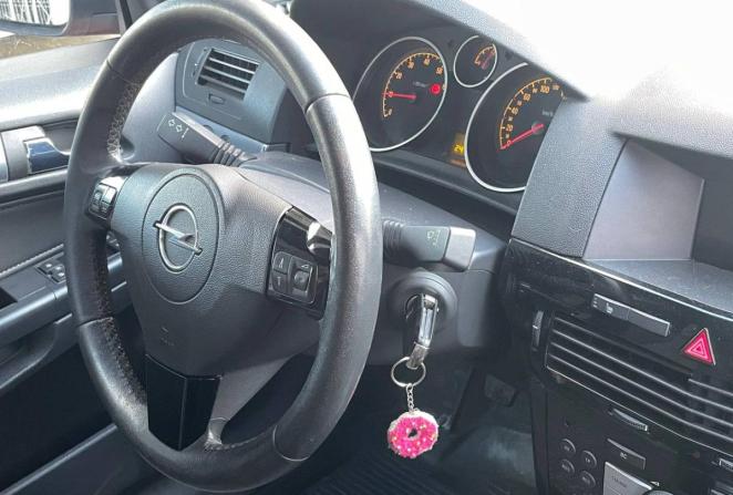 Opel Astra H с пробегом 2007 года, цена 370 000 рублей, 247000 км, хэтчбек, Автокод Объявления