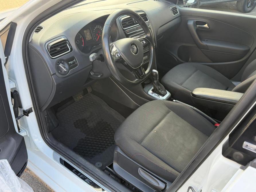 Volkswagen Polo V Рестайлинг Санкт-Петербург  - изображение 7