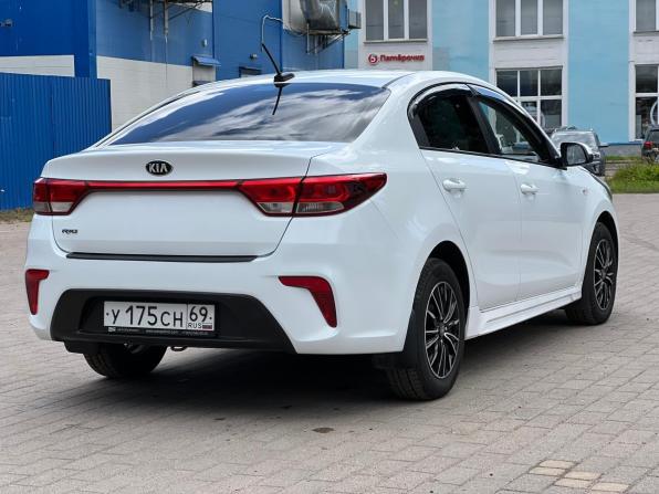 Kia Rio IV с пробегом 2019 года, цена 1 330 000 рублей, 144000 км, седан, Автокод Объявления