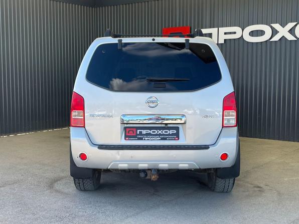 Nissan Pathfinder III Рестайлинг с пробегом 2010 года, цена 1 047 000 рублей, 280666 км, внедорожник, Автокод Объявления