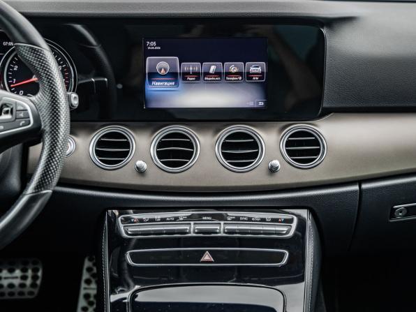 Mercedes-Benz E-Класс V (W213 S213 C238) с пробегом 2016 года, цена 2 758 000 рублей, 102091 км, седан, Автокод Объявления