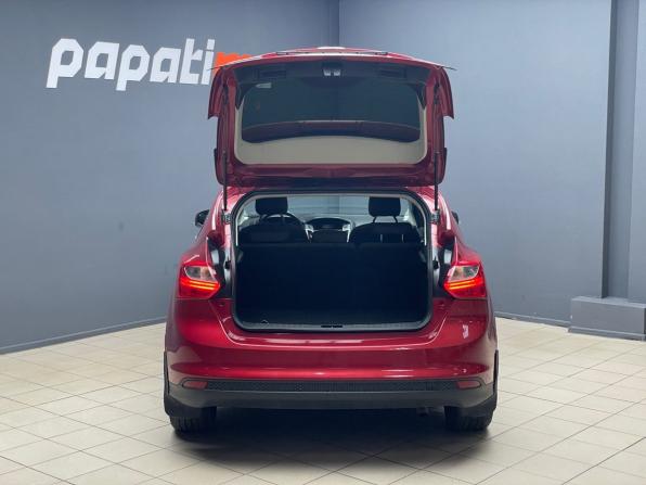 Ford Focus III с пробегом 2012 года, цена 649 000 рублей, 140521 км, хэтчбек, Автокод Объявления