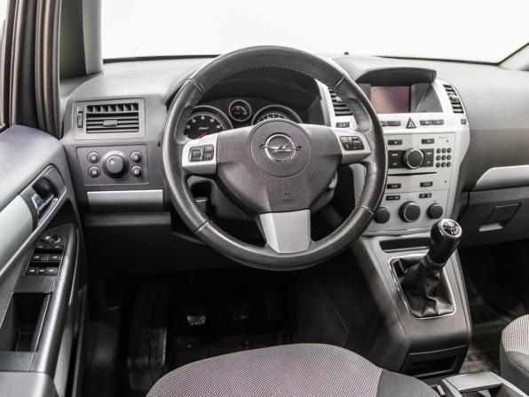 Opel Zafira B Рестайлинг с пробегом 2012 года, цена 778 000 рублей, 174924 км, компактвэн, Автокод Объявления