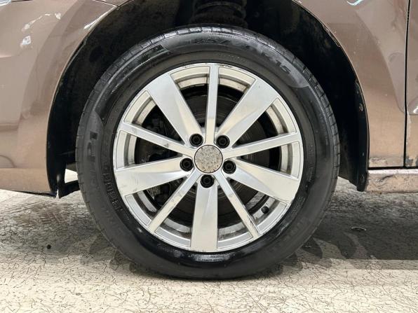 Volkswagen Polo V Рестайлинг с пробегом 2016 года, цена 599 000 рублей, 319076 км, седан, Автокод Объявления