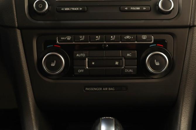 Volkswagen Golf VI с пробегом 2012 года, цена 849 000 рублей, 204900 км, хэтчбек, Автокод Объявления