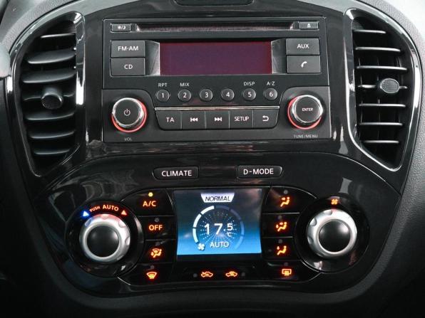 Nissan Juke I с пробегом 2012 года, цена 1 379 000 рублей, 68340 км, внедорожник, Автокод Объявления