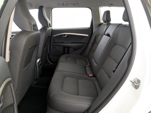 Volvo XC70 II Рестайлинг с пробегом 2014 года, цена 1 990 000 рублей, 228704 км, универсал, Автокод Объявления