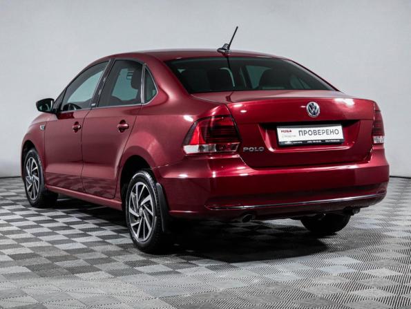 Volkswagen Polo V Рестайлинг с пробегом 2017 года, цена 1 098 000 рублей, 79820 км, седан, Автокод Объявления