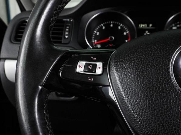 Volkswagen Jetta VI Рестайлинг с пробегом 2016 года, цена 1 275 000 рублей, 184341 км, седан, Автокод Объявления