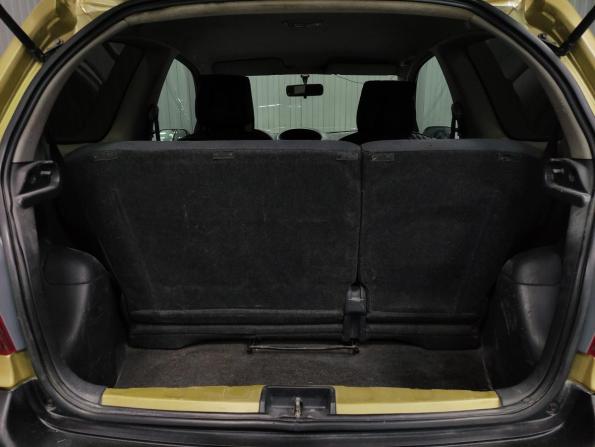 Toyota Yaris I с пробегом 2002 года, цена 245 000 рублей, 328200 км, хэтчбек, Автокод Объявления