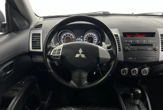 Mitsubishi Outlander II Рестайлинг с пробегом 2011 года, цена 1 345 000 рублей, 164698 км, внедорожник, Автокод Объявления
