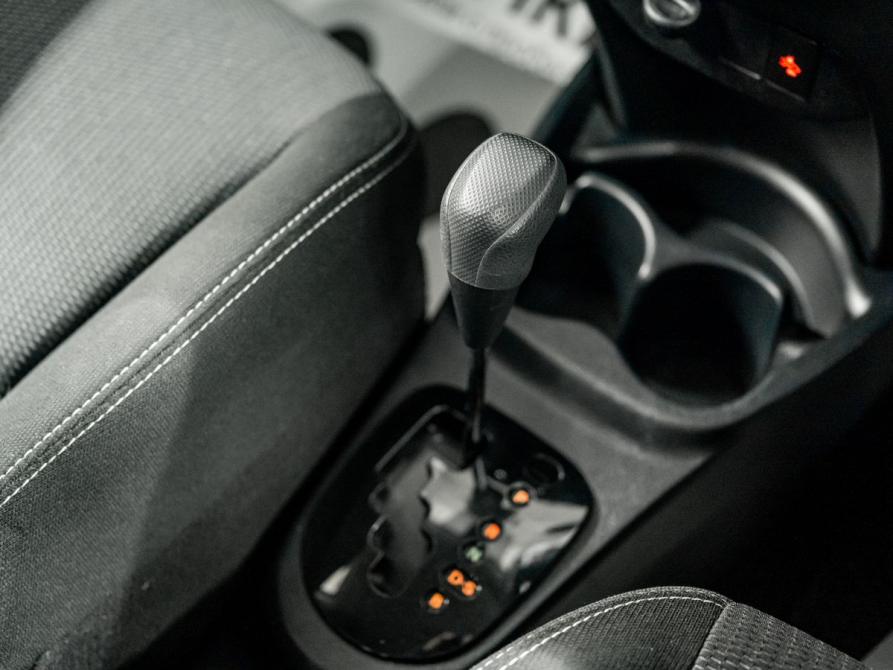 Toyota Vitz III (XP130) Рестайлинг 2 Красноярск  - изображение 14