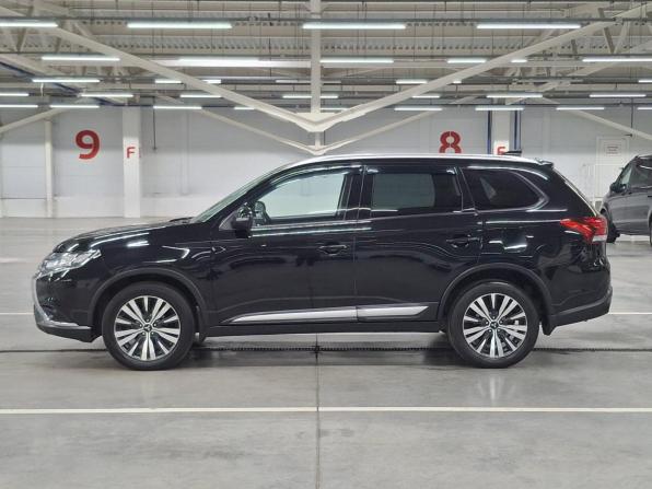 Mitsubishi Outlander III Рестайлинг 3 с пробегом 2019 года, цена 2 190 000 рублей, 101801 км, внедорожник, Автокод Объявления