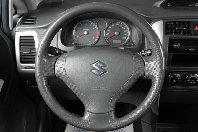 Suzuki Liana I Рестайлинг с пробегом 2006 года, цена 449 000 рублей, 329000 км, универсал, Автокод Объявления