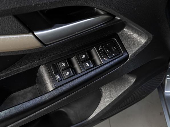 Lada (ВАЗ) Vesta I с пробегом 2017 года, цена 900 000 рублей, 98184 км, седан, Автокод Объявления