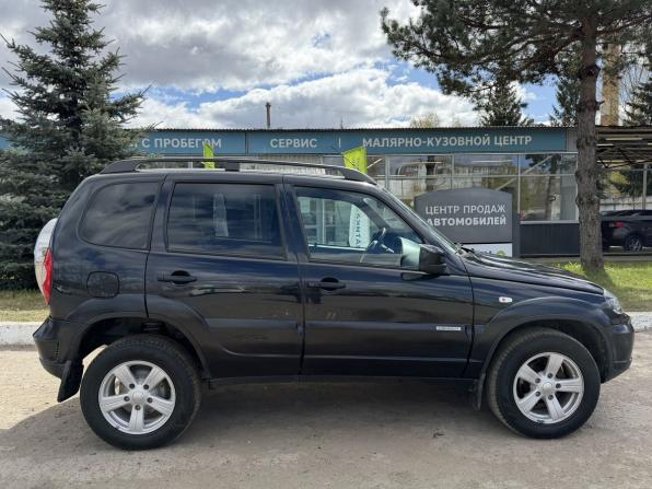 Chevrolet Niva I Рестайлинг с пробегом 2017 года, цена 665 000 рублей, 34112 км, внедорожник, Автокод Объявления