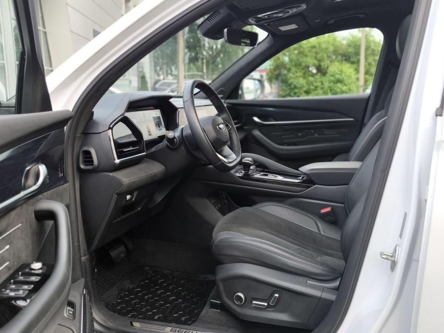 Geely Monjaro I Санкт-Петербург  - изображение 24